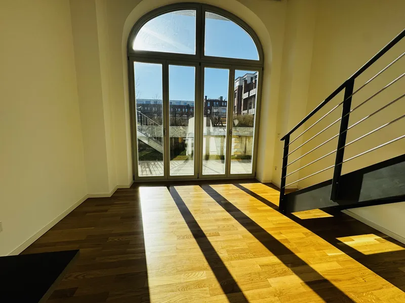 Architektur, die begeistert. Maisonette-Komfort im Herzen des Spreekarrees. — photo 1